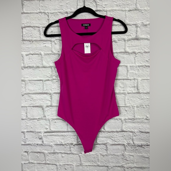 NWT Express Body Contour Sleeveless High Neck Front Cutout Thong Bodysuit S - Picture 6 of 8